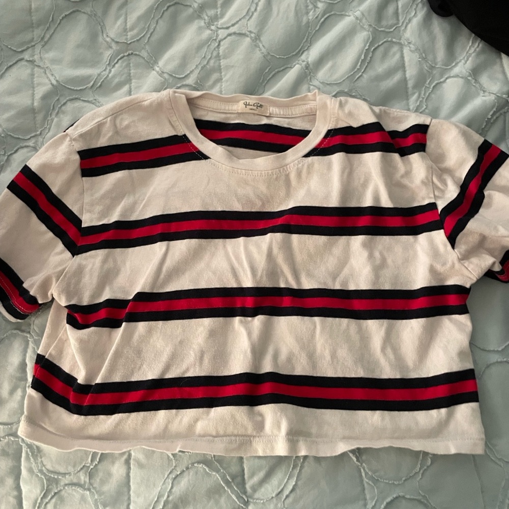 Striped cropped white red blue tee shirt small